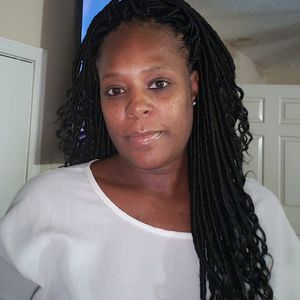 Meet your Posher, Debra